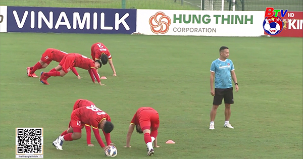 Đội tuyển Việt Nam đối mặt với lịch thi đấu dày đặc cuối năm