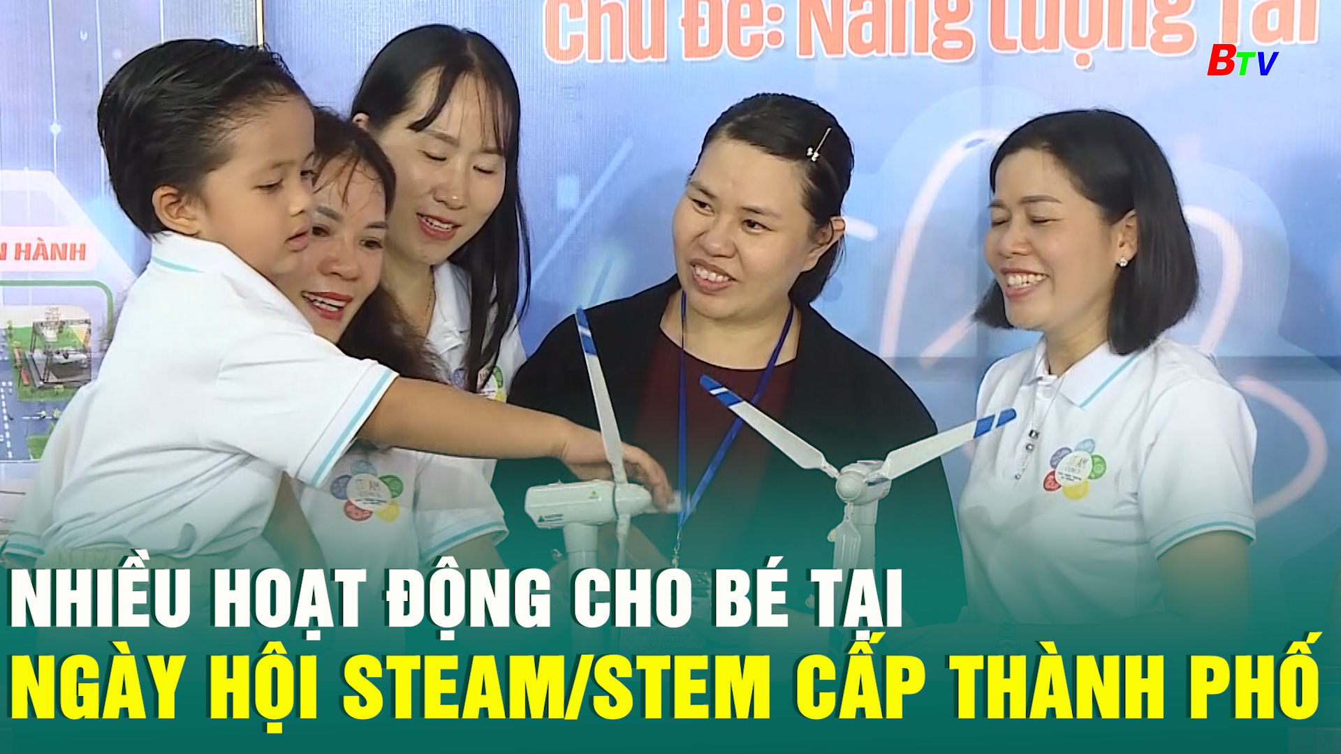 Nhiều hoạt động cho bé tại Ngày hội STEAM/STEM cấp thành phố