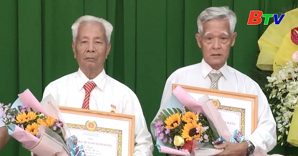Họp mặt kỷ niệm 91 năm Ngày thành lập Đảng Cộng sản Việt Nam