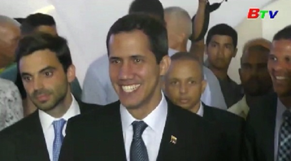Thủ lĩnh đối lập Venezuela bị cấm giữ chức vụ chính quyền
