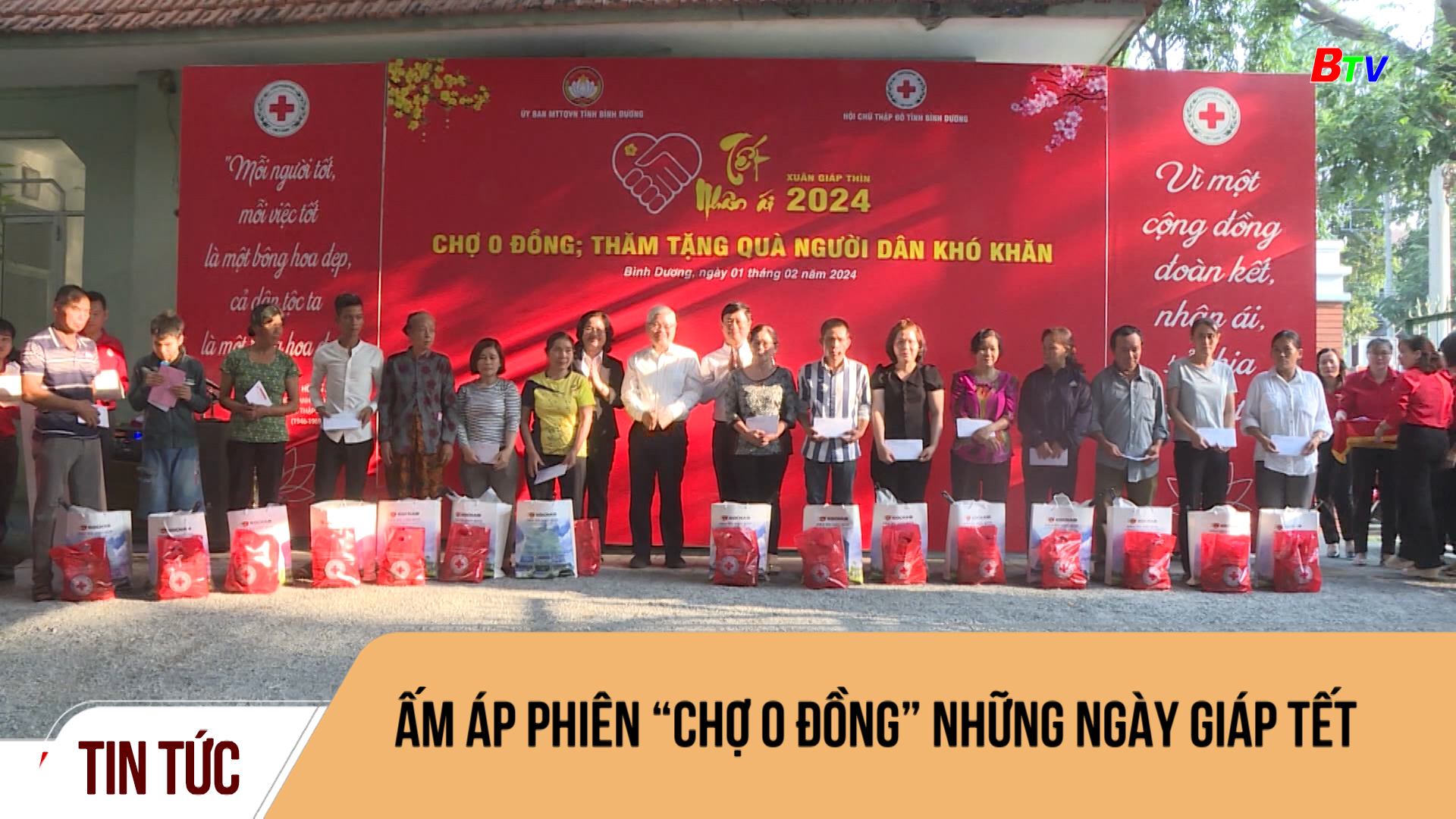 Ấm áp phiên “chợ 0 đồng” những ngày giáp Tết