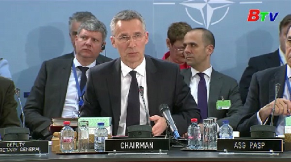 NATO tái khẳng định chính sách song hành với Nga