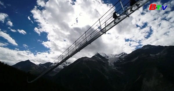 Thụy Sĩ khai trương cầu treo dành cho người đi bộ dài nhất thế giới