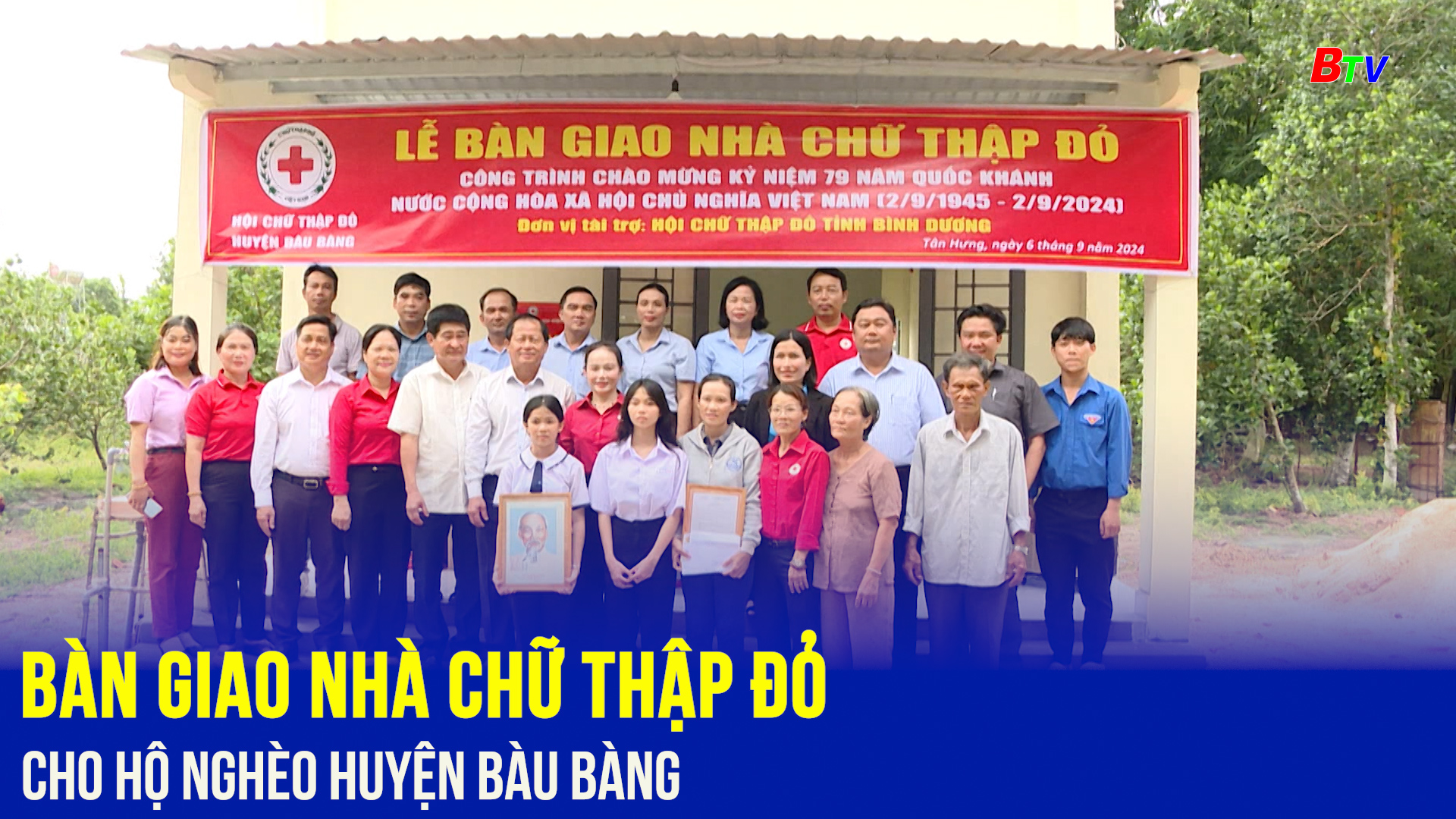 Bàn giao nhà Chữ thập đỏ cho hộ nghèo huyện Bàu Bàng