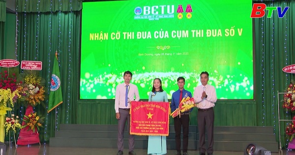 Trường Đại học Kinh tế Kỹ thuật Bình Dương khai giảng năm học 2020 -2021