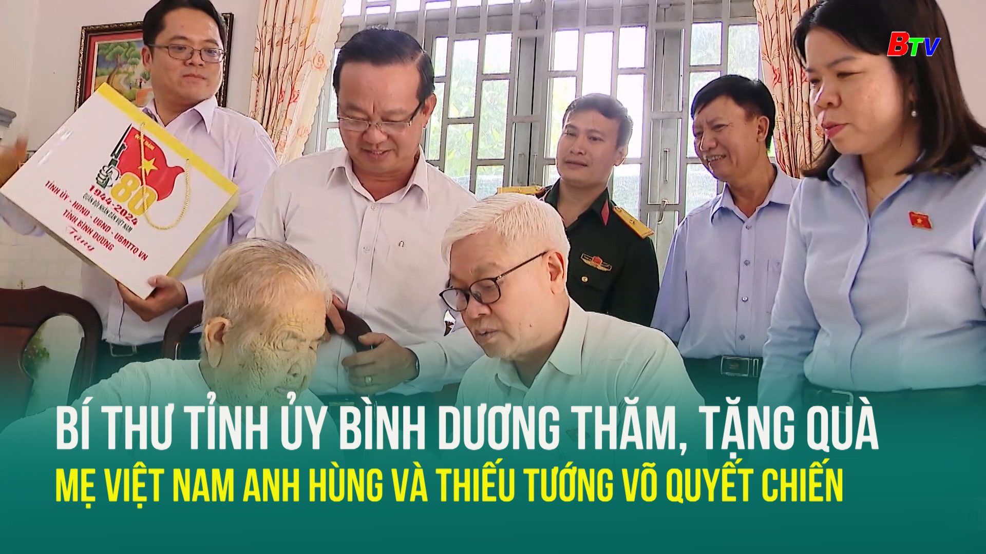 Bí thư Tỉnh ủy Bình Dương thăm, tặng quà Mẹ Việt Nam anh hùng và Thiếu tướng Võ Quyết Chiến