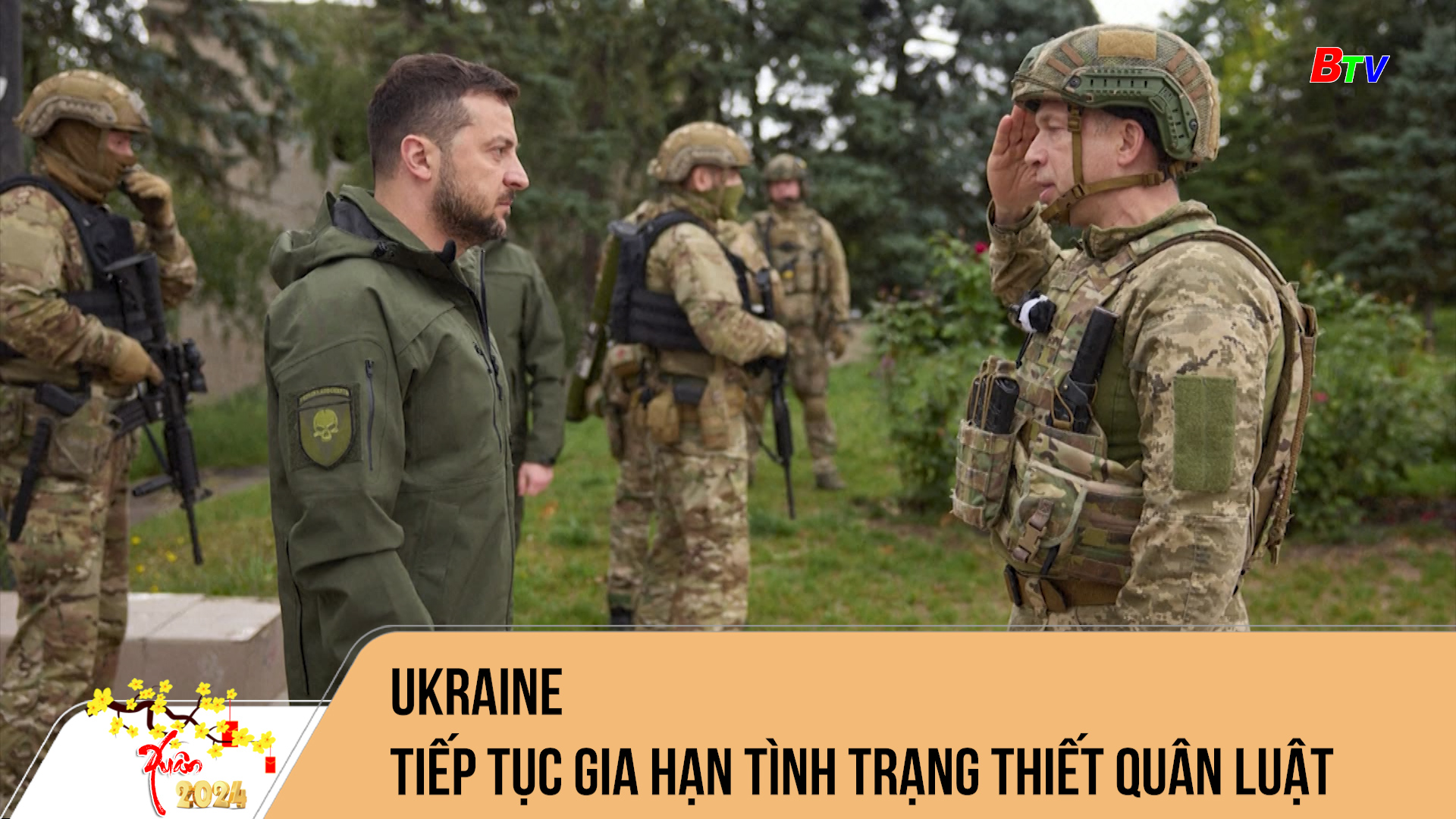 Ukraine tiếp tục gia hạn tình trạng thiết quân luật