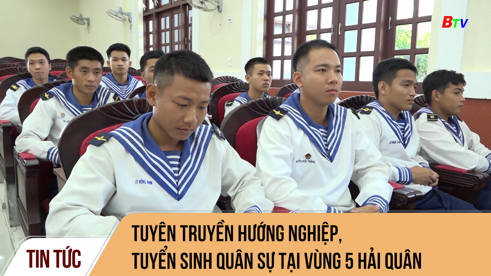 Tuyên truyền hướng nghiệp, tuyển sinh quân sự tại Vùng 5 Hải quân