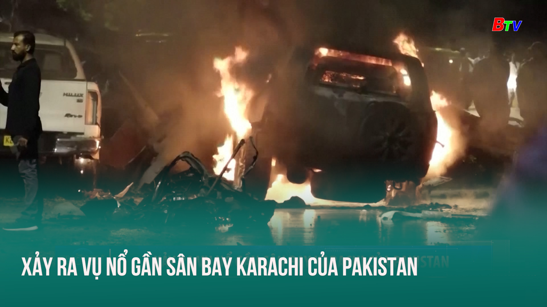 Xảy ra vụ nổ gần sân bay Karachi của Pakistan