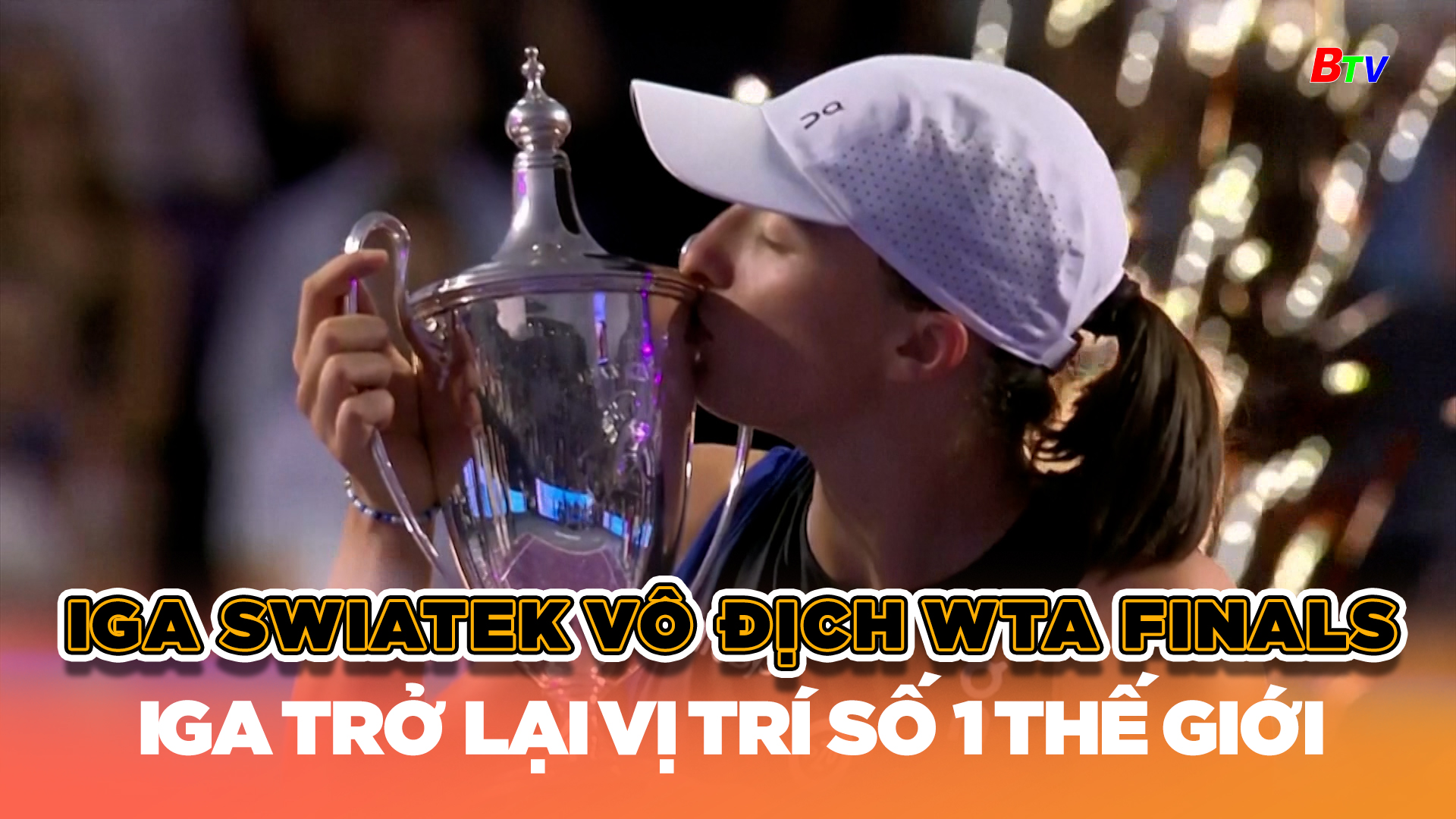 Iga Swiatek vô địch WTA Finals, trở lại vị trí số 1 thế giới 