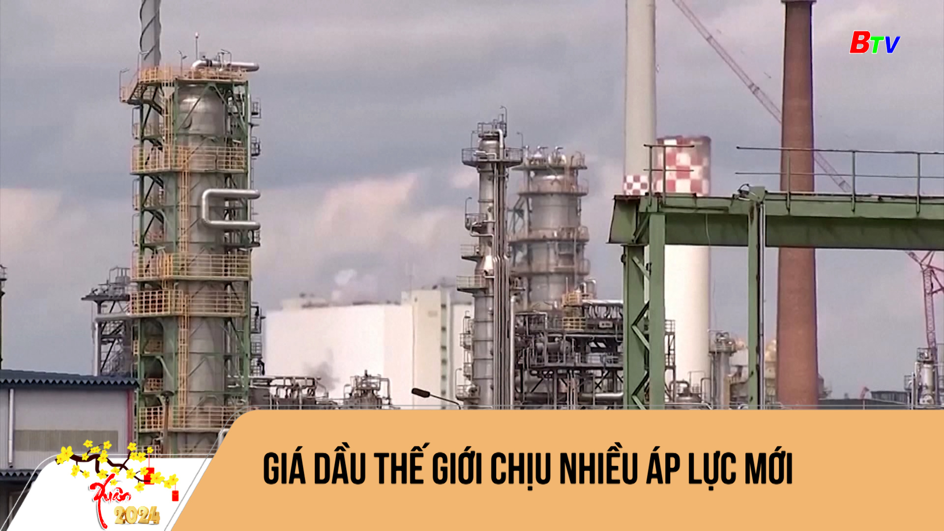 Giá dầu thế giới chịu nhiều áp lực mới