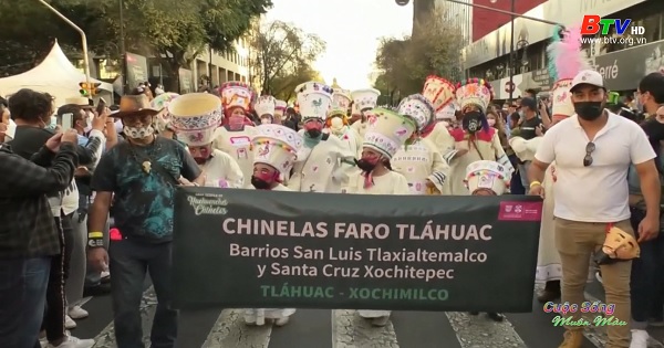  Lễ hội hóa trang Chinelos ở Mexico