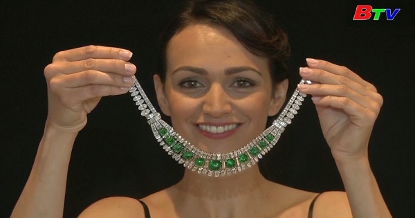 Sotheby sắp bán đấu giá vòng cổ kim cương ờ  Geneva