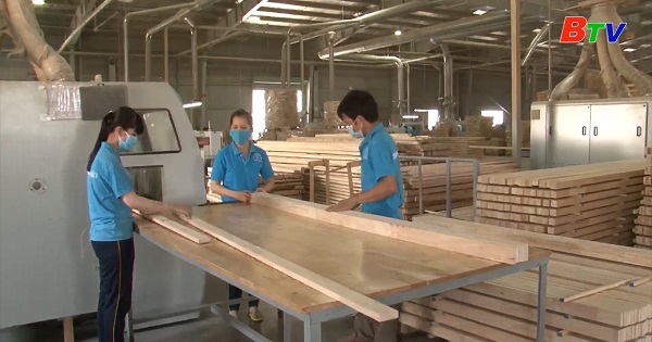 Ngành chế biến gỗ dẫn đầu kim ngạch xuất khẩu 