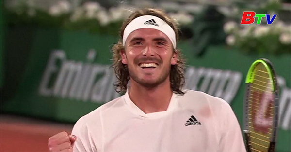 Alexander Zverev, Stefanos Tsitsipas vào bán kết Pháp mở rộng