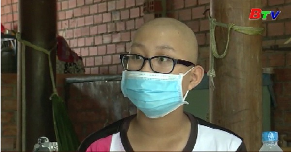 Hỗ trợ trẻ em bị ung thư màng phổi