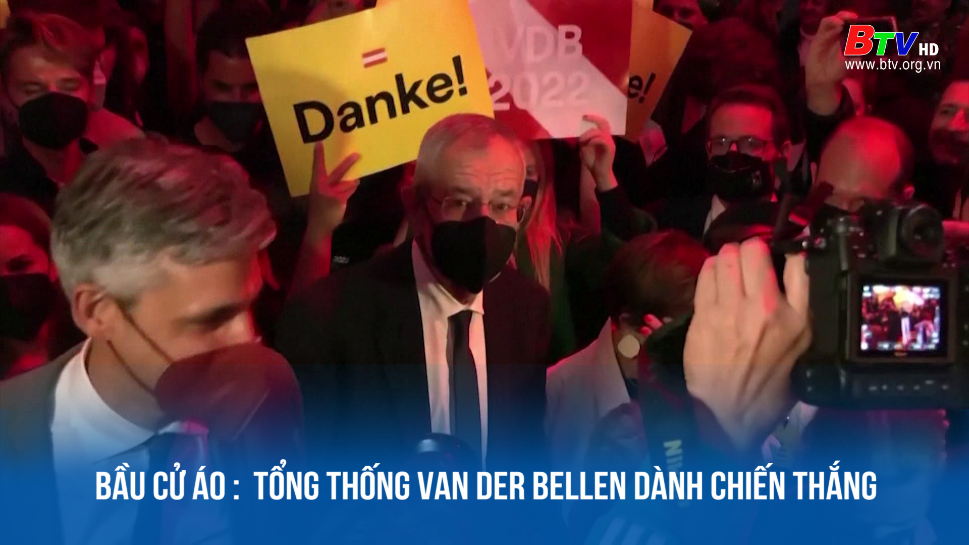 Bầu cử Áo: Tổng Thống Van Der Bellen giành chiến thắng