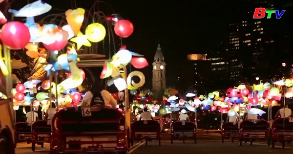 Triển lãm đèn lồng thắp sáng thành phố Philadelphia