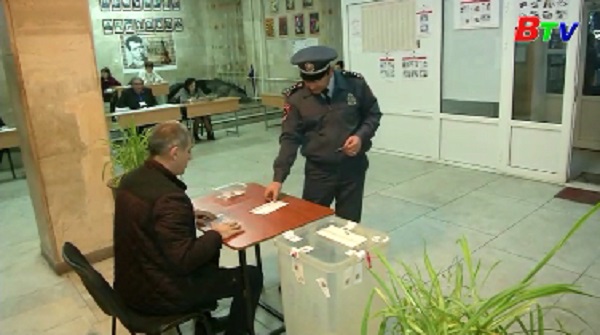 Armenia tổng tuyển cử trước thời hạn lần đầu tiên trong lịch sử