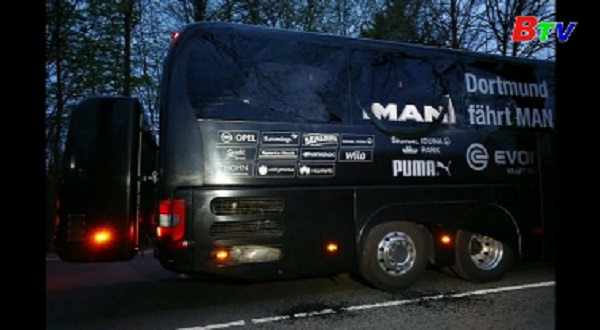 Xe bus của CLB Dortmund bị tấn công với 3 vụ nổ