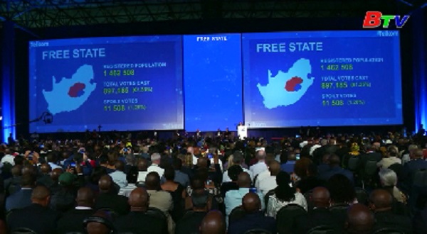 Tổng tuyển cử tại Nam Phi - đảng cầm quyền giành chiến thắng