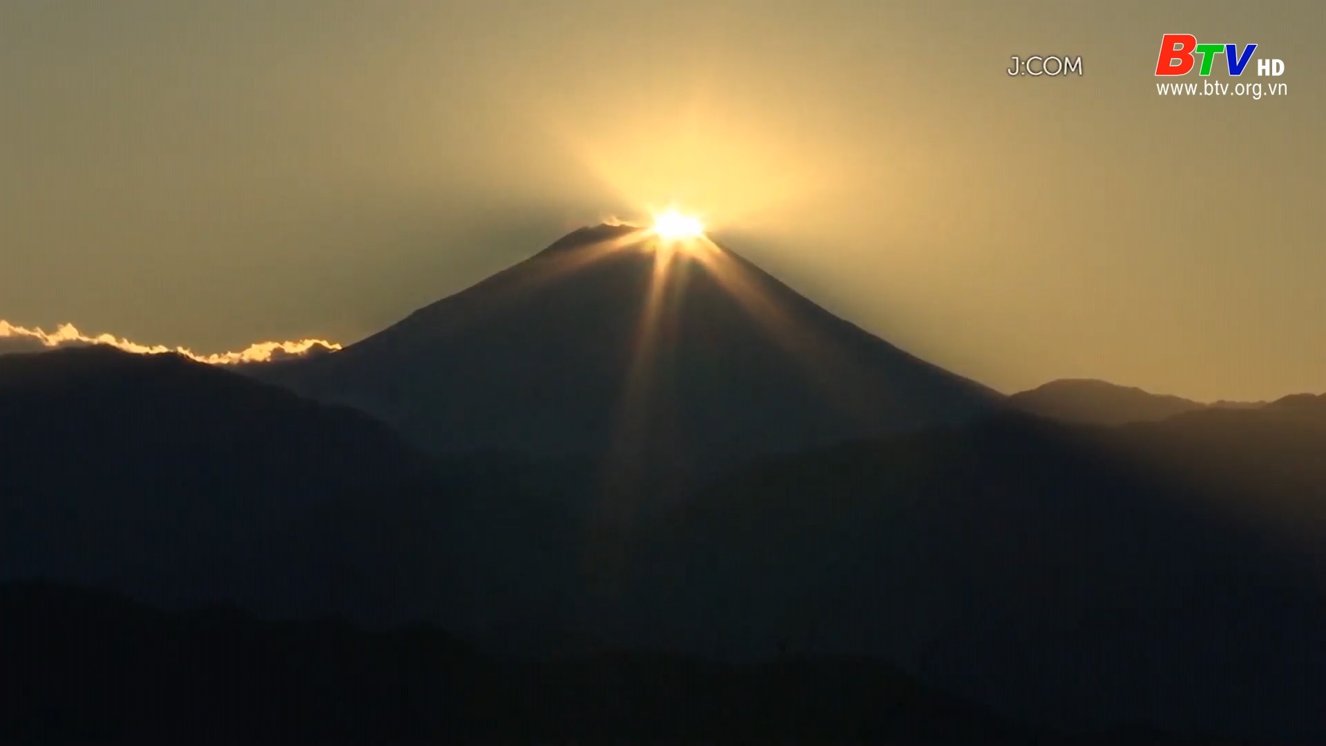 Núi Takao – Ngọn núi được nhiều người leo nhất thế giới