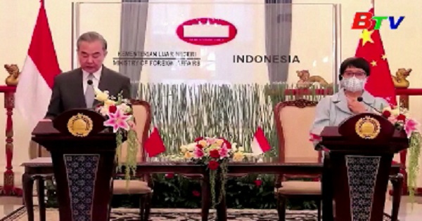 Bộ trưởng Bộ Ngoại giao Trung Quốc thăm Indonesia