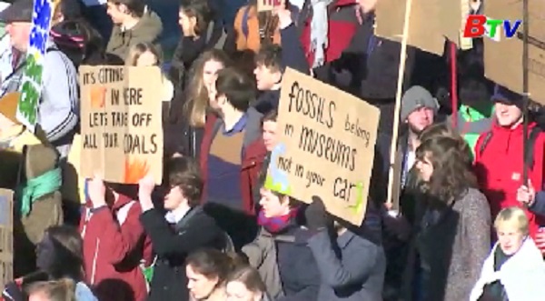 Bỉ - Hàng nghìn thanh niên tham gia tuần hành vì khí hậu