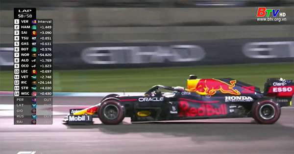 Max Verstappen muốn gắn bó trọn đời với Red Bull