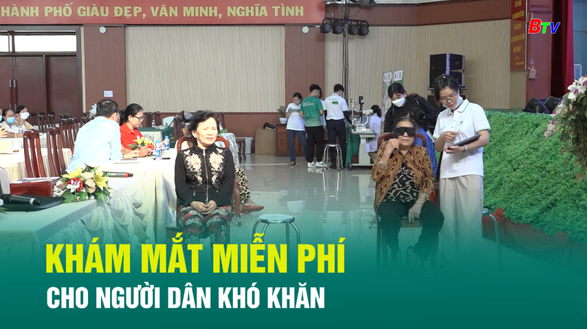 Khám mắt miễn phí cho người dân khó khăn