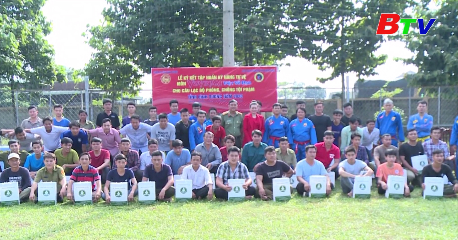 Tập huấn kỹ năng tự vệ môn Vovinam cho câu lạc bộ phòng, chống tội phạm tỉnh Bình Dương