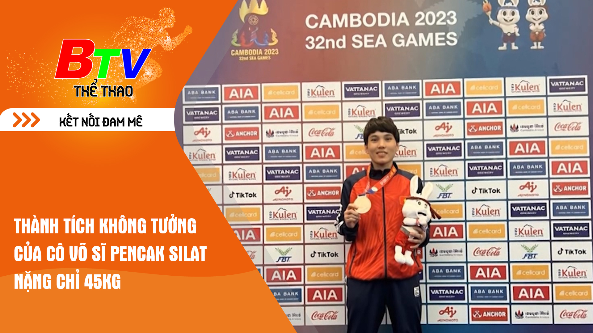 Thành tích không tưởng của cô võ sĩ Pencak Silat nặng chỉ 45kg | Tin Thể thao 24h