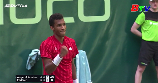 Felix Auger-Aliassime đánh bại “thần tượng” Federer ở Giải Quần vợt Halle Open 2021