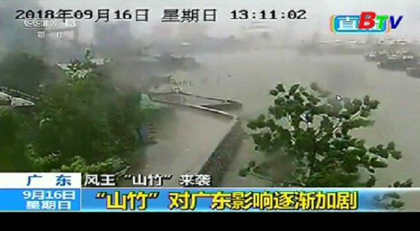 Trung Quốc đại lục chao đảo khi siêu bão Mangkhut càn quét