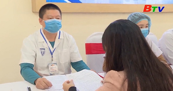 Buổi tiêm thử nghiệm Vaccine Covid-19 Việt Nam diễn ra an toàn
