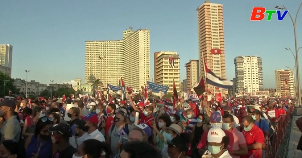 Cuba - Tuần hành ủng hộ chính phủ