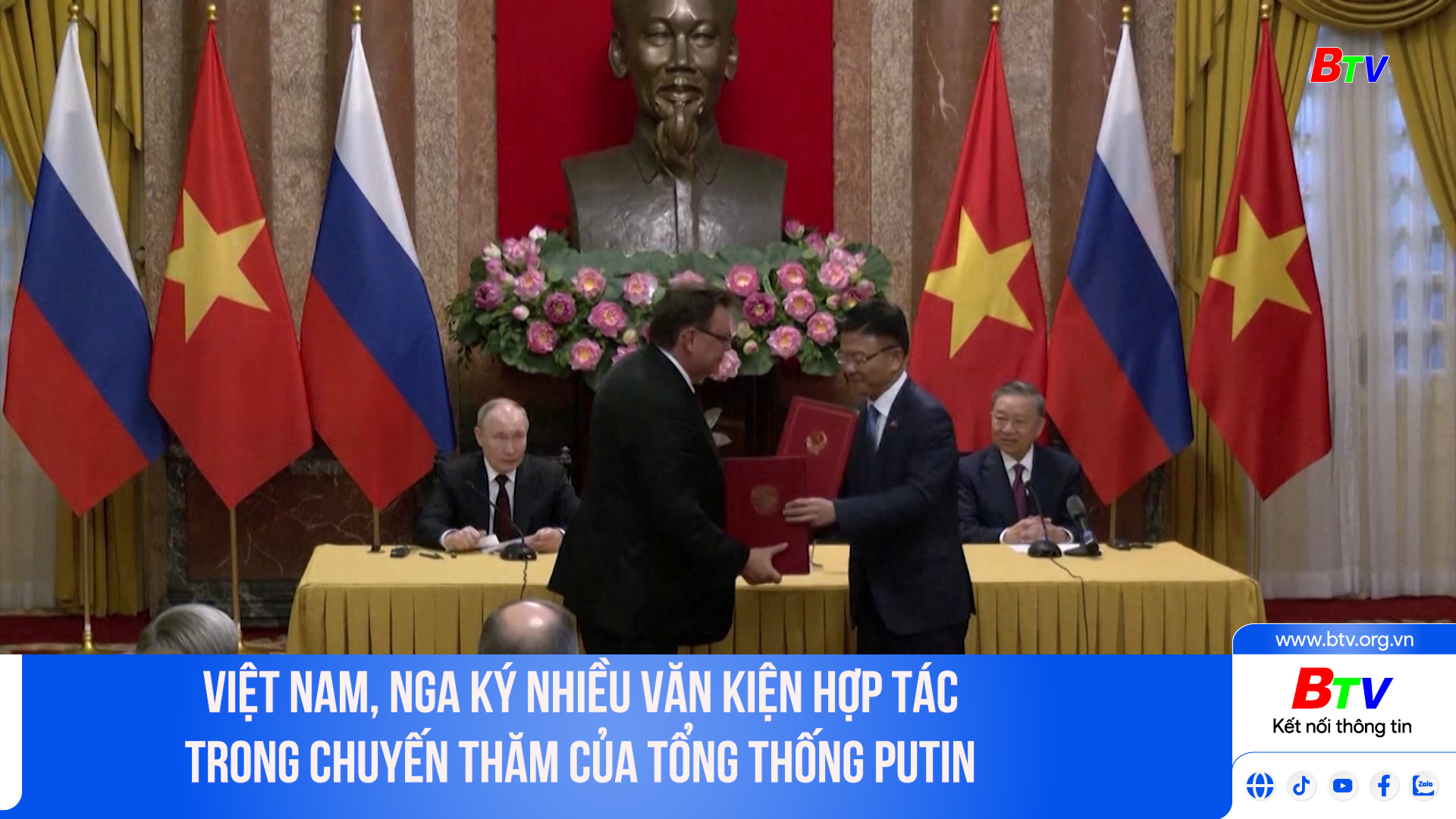 Việt Nam, Nga ký nhiều văn kiện hợp tác trong chuyến thăm của Tổng thống Putin