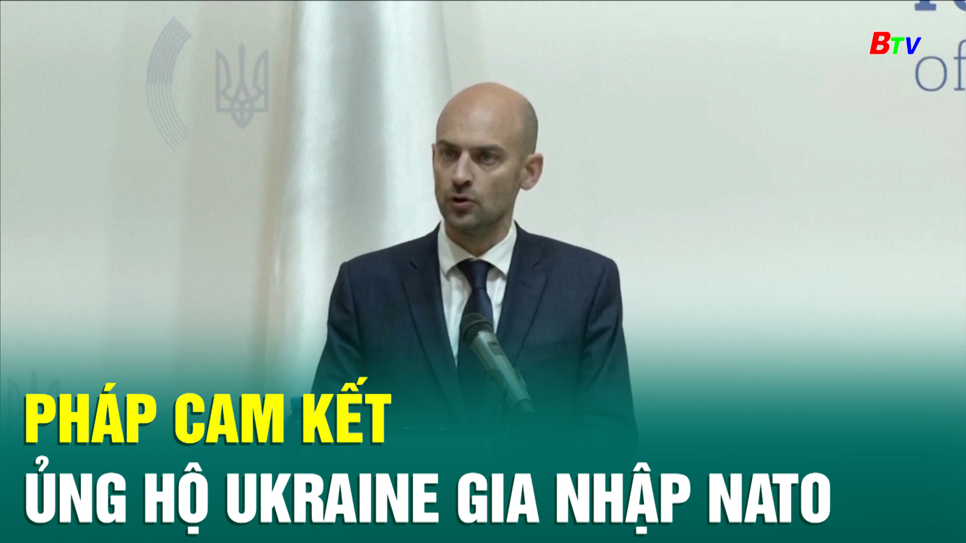 Pháp cam kết ủng hộ Ukraine gia nhập NATO