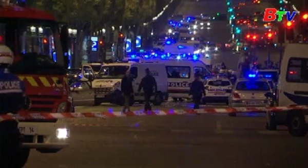 Nổ súng tại Paris, ít nhất 2 người thiệt mạng