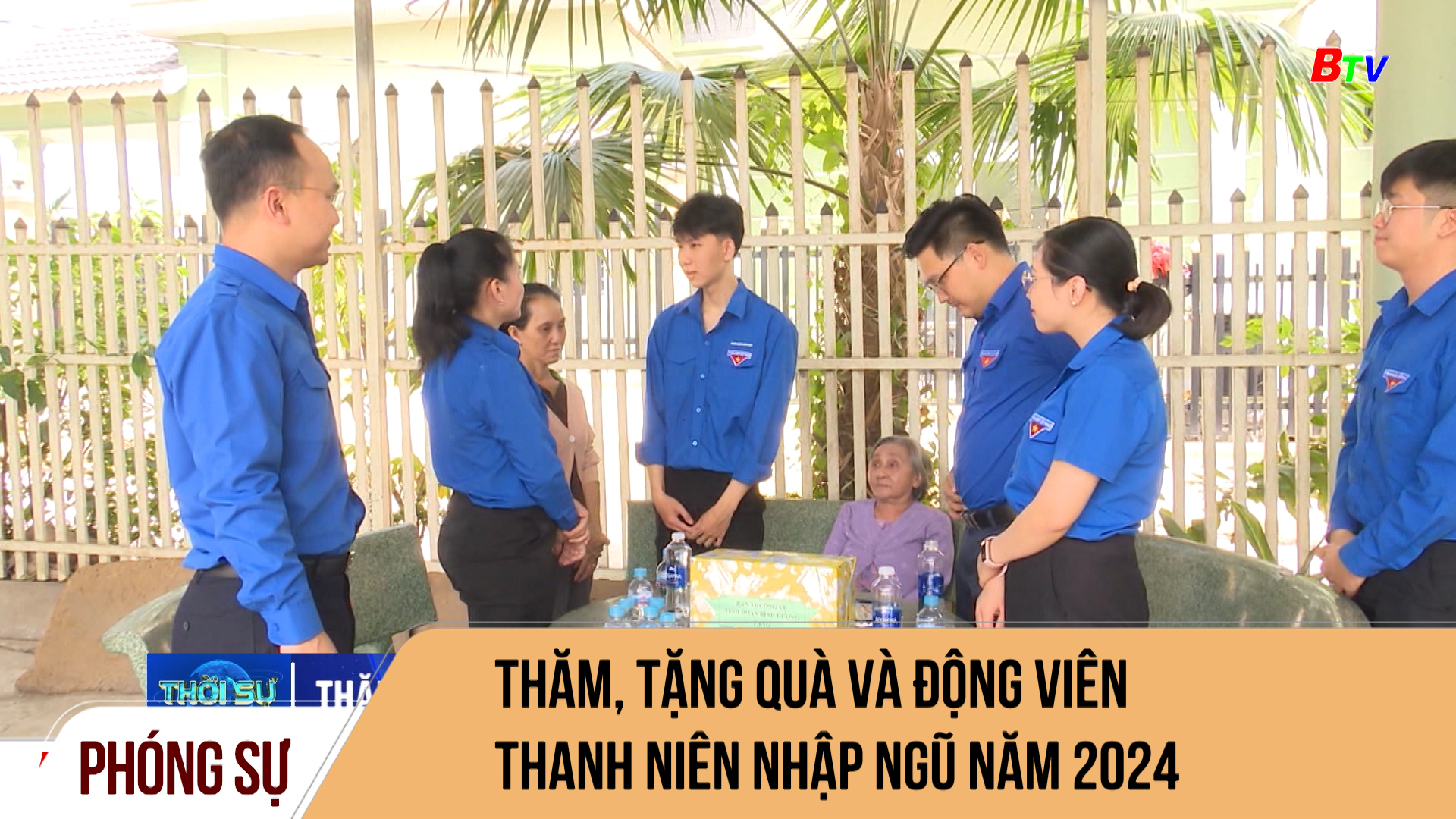 Thăm, tặng quà và động viên thanh niên nhập ngũ năm 2024