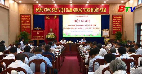 Hội nghị Ban chấp hành Đảng bộ Thành phố Dĩ An lần thứ 4