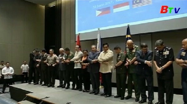 Philippines, Malaysia, Indonesia cam kết hợp tác chặt chẽ chống IS