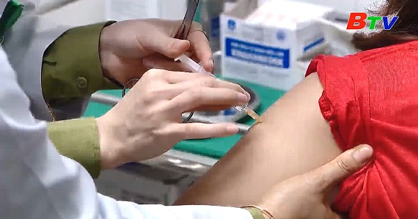 Trên 37.900 người đã tiêm vaccine phòng COVID-19