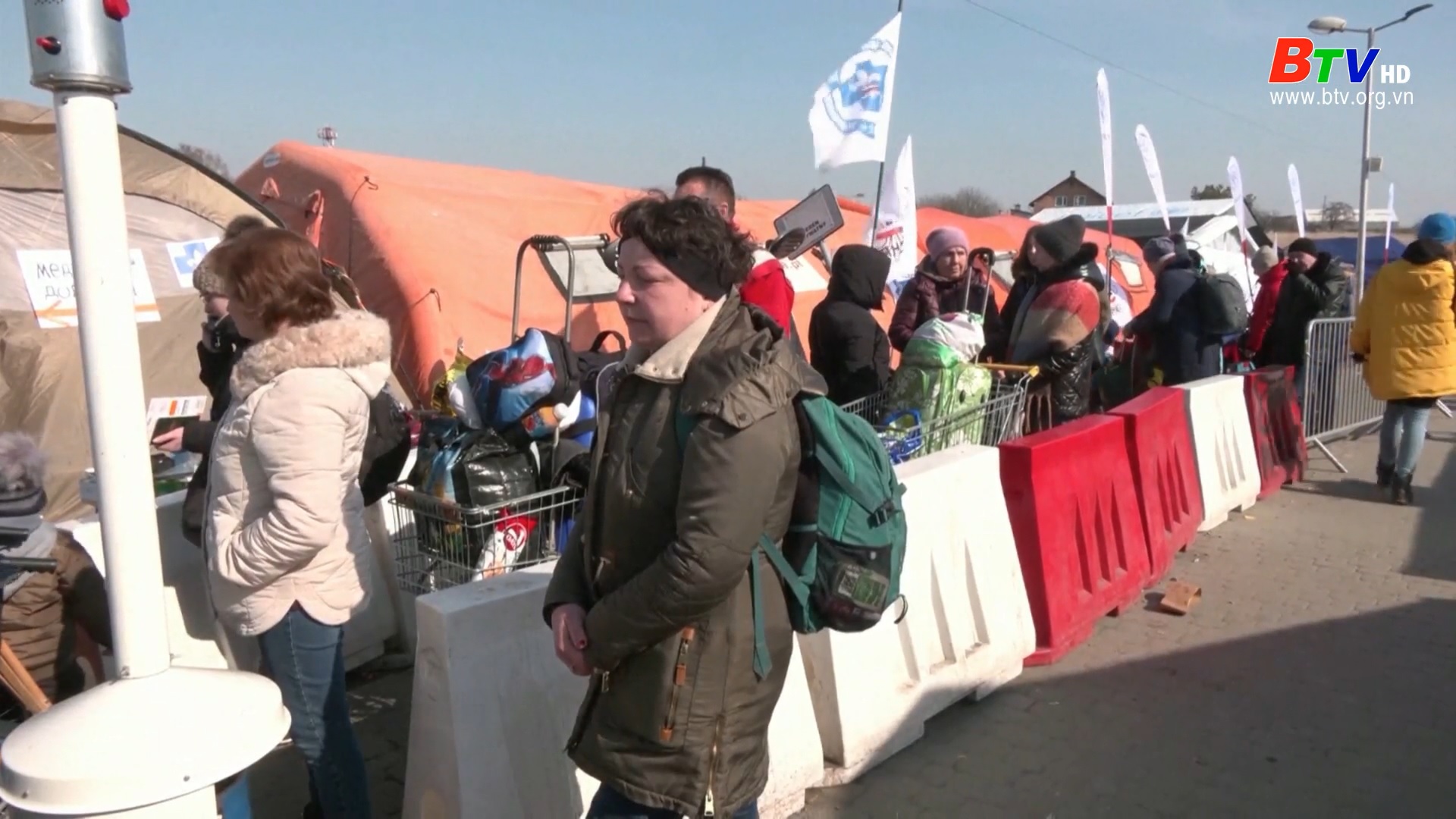 EC hỗ trợ người dân sơ tán khỏi Ucraina