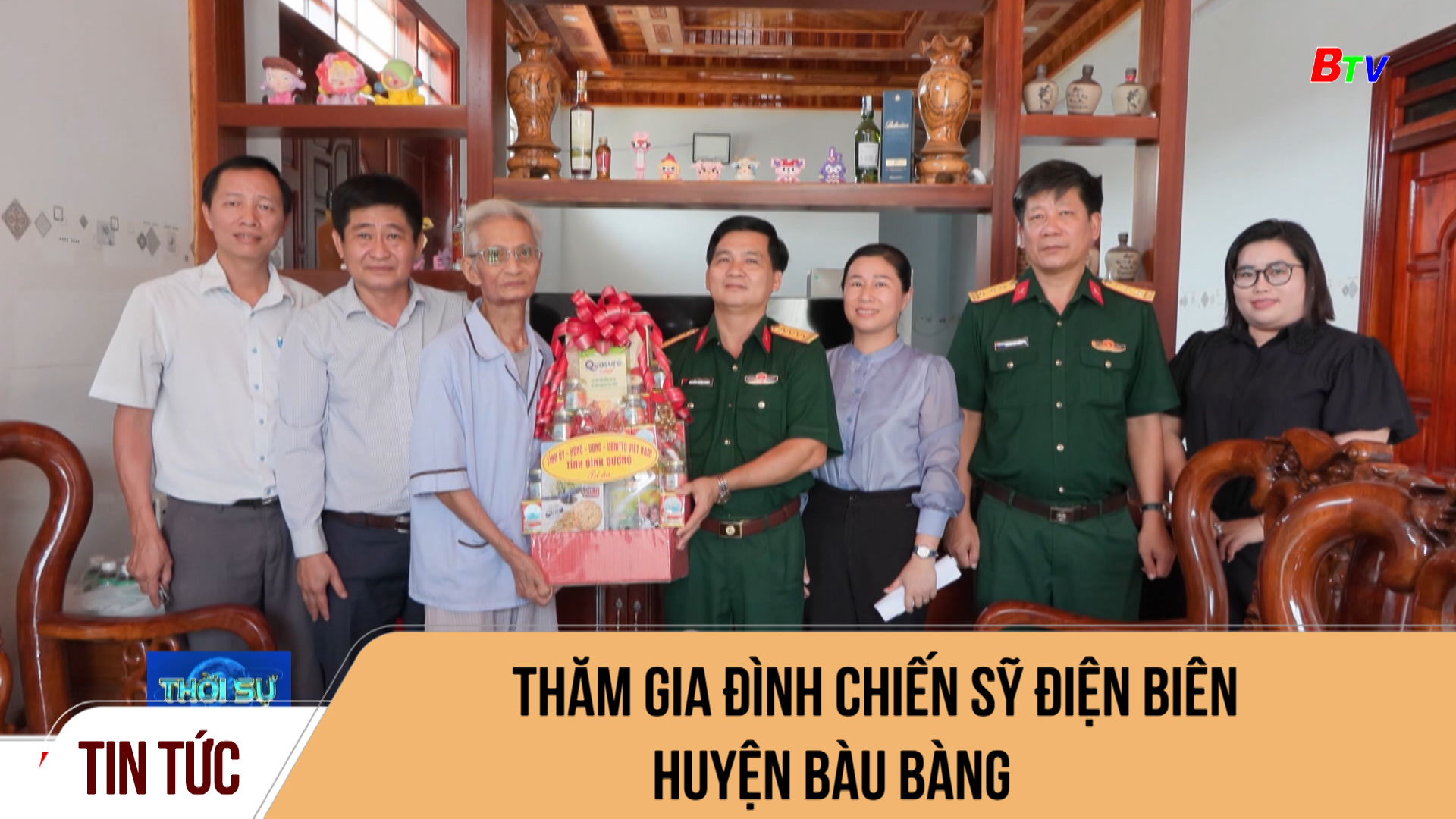 Thăm gia đình chiến sỹ Điện Biên huyện Bàu Bàng