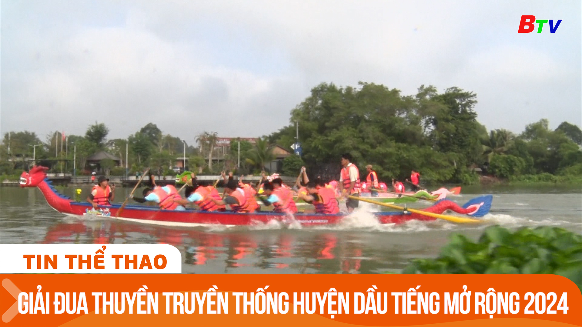 Giải đua thuyền truyền thống huyện Dầu Tiếng mở rộng năm 2024 | Tin Thể thao 24h