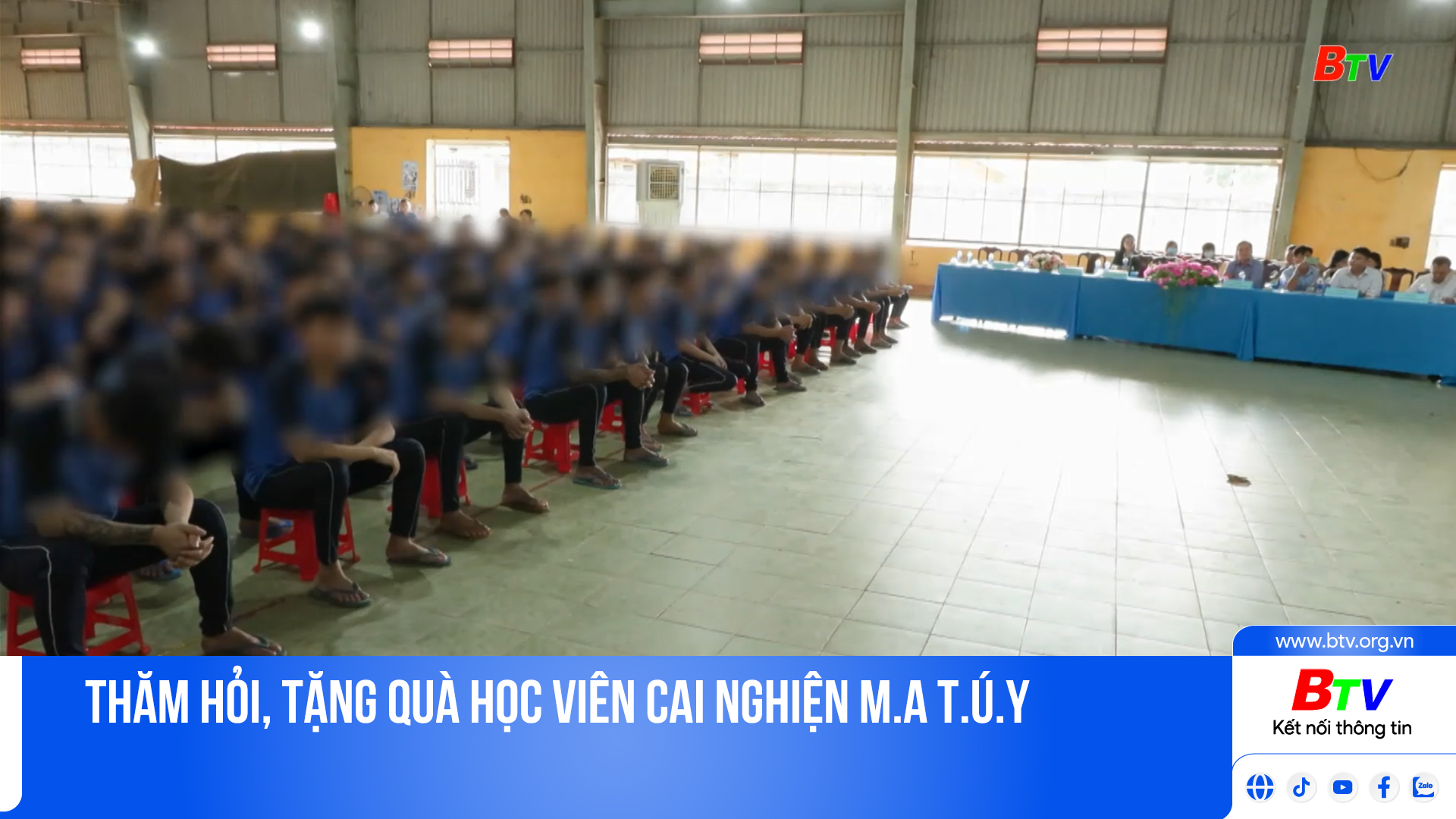 Thăm hỏi, tặng quà học viên cai nghiện m.a t.ú.y