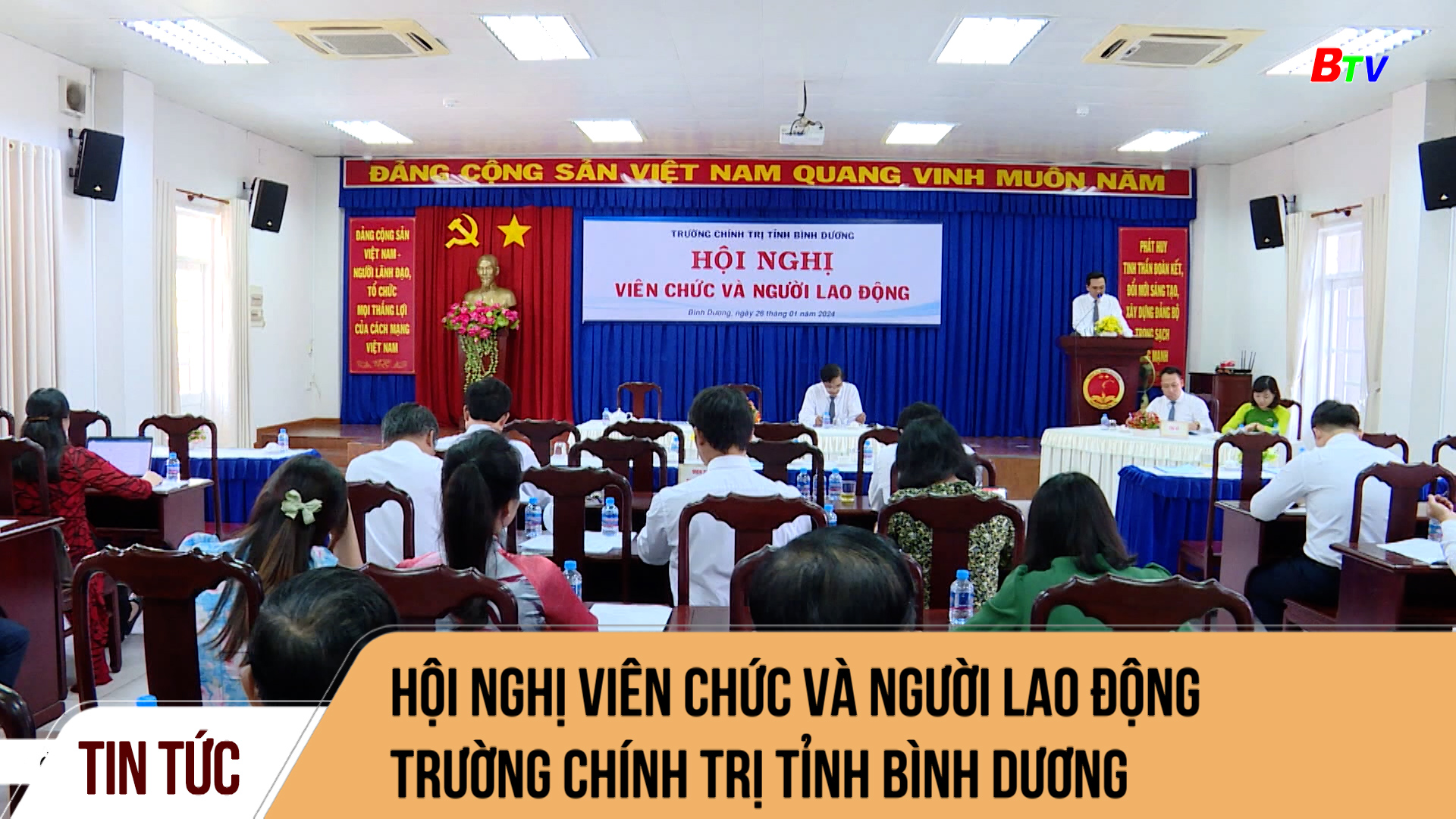 Hội nghị viên chức và người lao động Trường Chính trị tỉnh Bình Dương