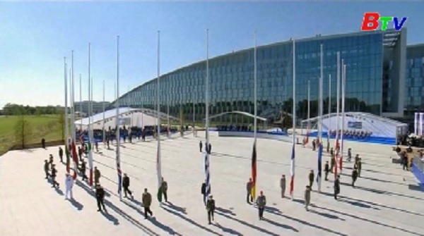Khai mạc hội nghị thượng đỉnh không chính thức của NATO
