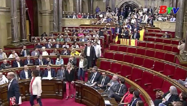 Tòa án Tối cao Tây Ban Nha ra lệnh xét xử các cựu lãnh đạo Catalonia